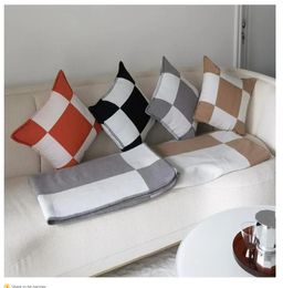 TOP Luxury Letters Throw Pillow Case Cashmere Designer Pillows Designer Cushion Cover Pillowcase Without Core Jacquard Sofa Bed Wool Covers