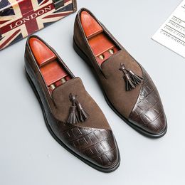 American Style Man Casual Shoes Comfortable Fashion Luxury Lovers Men Leather Shoes Gown Office Wedding Shoes Moccasins