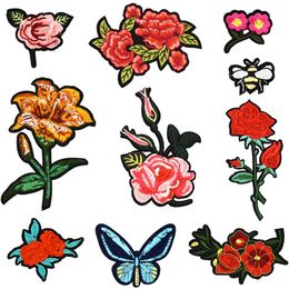 1 PCS Beautiful Embroidery Flowers Patch Badge for Women Iron on Transfer Embroidery Patch for Clothes Jeans Jacket Apron Sew Acce295K