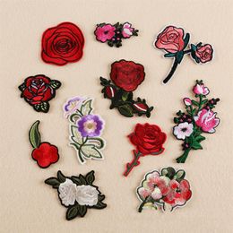 Diy Patches Plum Rose for Clothing Sewing Notions Embroidered Tools Patch Applique on Patched Accessories Badge Stickers To Clothe292B