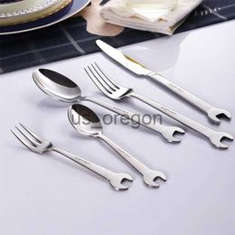 Dinnerware Sets Stainless Steel Creative Wrench Shape Fork Spoon Knife Dinner Fruit Dessert Long Forks Tea Tableware Picnic Camping Tools x0703