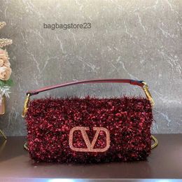 Valentines VT V-buckle Bags Purse Letter Style Mini Lady Handbag Bag Sliding Chain Embroidered Bags Crystal Designer Star Light Luxury One Shoulder Oblique Gb5m