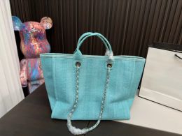 Fashion Womens Beach bag Shoulder bag Canvas Designer Shopping bag with Silver chain Luxury handbag Travel Bag Handbag Tote bags Large capacity Casual totes 36CM
