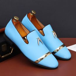 Men's Shoes Fashion Loafers PU Gold Decoration Moccasins Shoes Trendy Breathable 2023 Slip On British Dress Casual Leather Shoes