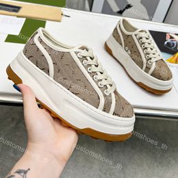 G Sneakers Designer Shoes Women Sneakers G mbossed Canvas Shoes Low Top Leather Sneaker Platform Trainer Letter Printing Chunky Shoe Outdoor