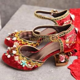 Dress Shoes Pearl Crystal Flower Cage Heel Pumps Retro Suede Women Buckle Fretwork Heels Party Spring 2023 Elegant Appliques