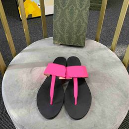 Luxury Slippers Summer Sandals Fashion Shopping Indoor Travel Flat Flip Flop Leather Shoes Ladies Casual Slipper With Box Size 35-42 T230703