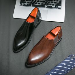 Luxus-Schuhe für Herren, Lederstiefel, PU, spitze Zehenpartie, Slip-on-Chelsea-Stiefeletten, Turnschuhe, modische Party-Kleiderschuhe, Mosinca-Loafer