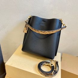 2023 Designer Bags Serpentine Leather Grace Family Retro Handle Bucket Hobos Classic Belts Luxury Crossbody Tabby Underarm Bag Coac Shoulder Wallet Size 19x22cm