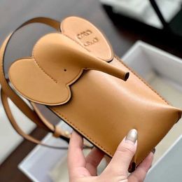 Akşam çantaları tasarımcı cep telefonu çantası kadın omuz çanta lowe yeni deri fil mini cüzdan taşınabilir gündelik crossbody çanta 2023