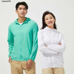 Summer Couples Light and Thin Breathable Sunscreen jacket Protection Clothes for Men and Womens sweatshirt