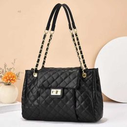 2023 New Single Shoulder Crossbody Solid Colour Simple Embroidery Large Capacity Small Fragrance Style Texture Women's Bag Big