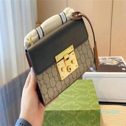 2023-Designer bags Woman Shoulder Bags Fashion Luxurys tote Handbags Wallets Classic Full Letter Messenger Crossbody Bag