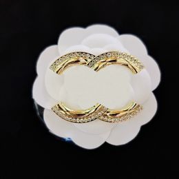 Vintage Copy Pins Designer Brooch Brand Stamp Clothing Crystal Jewelry Fashion Pearl 18K Gold Plated Womens Double Letter Sweater Suit Brought Pin