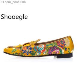 Dress Shoes Dress Shoes Men Yellowtoned Multicolor Jacquard Canvas Matching buttons Doublemonk Loafers Floral Embroidery Casual Z230706