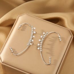 Ear Cuff 2pcs Imitation White Gold Clips Ladies Exaggerated Light Luxury Style Zinc Alloy Without Holes Earrings Jewelry 230703