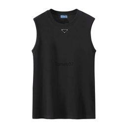 Mens TShirts designer Tshirt Tees Mens Tank Tops t shirts Summer Slim Fit Sports Breathable Sweatabsorbing Black Underwear Bottom Top Fashion Mens Cloth J230704