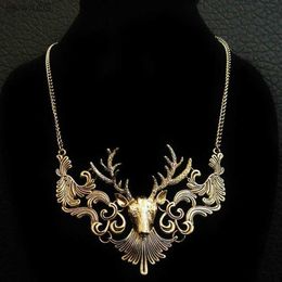 Fashion Charming Elk Deer Necklace Pendant Vintage Statement Necklace Collier Femme L230704