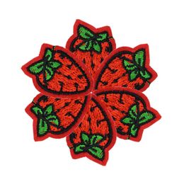 Diy strawberry patches for clothing iron embroidered patch applique iron on patches sewing accessories badge stickers on clothes3218