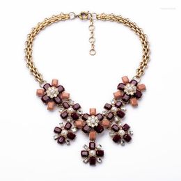 Pendant Necklaces Fashion Women Costume Resin Twisted Singapore Chain Plant Shiny Gold Color Necklace