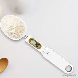 Measuring Tools High Electronic Measuring Spoon USB Rechargeable Digital Scales Home Kitchen Baking Flour Weight Scales R230704