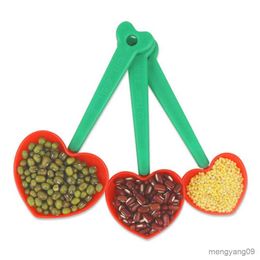 Measuring Tools 5Pcs/Set Cute Scoops Compact Measuring Spoons Set Accurate Measurement Love Heart Shape Scoops Liquid Measuring R230704