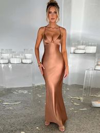 Casual Dresses Avrilyaan 2023 V Neck Satin Backless Sexy Dress Women Robes Bodycon Long Summer Vestidos Elegant Night Club Party