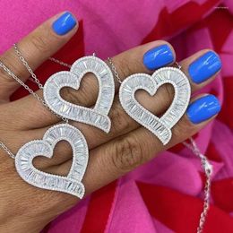 Chains Delicate Open Love Heart Necklace Pendant For Women Iced Out Bling Cz Paved Charms Glossy Girl Fashion Jewellery