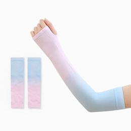 Gradient Ice Silk Sleevelet Sunscreen Arm Sleeves Arm Guard Covers Oversleeve UV Protection Cycling and Driving Women Men 1 pair