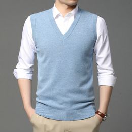 Men's Sweaters Sweater Vest Men Simple All-match V-neck Solid Sleeveless Male Tops Basic Cosy Korean Style Ins Leisure Knitted Size S-4XL 230704