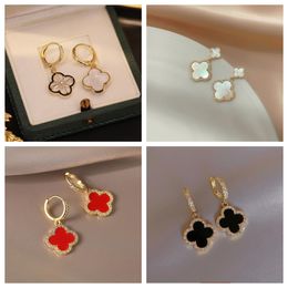 Stud Designer earrings Four-leaf clover earrings forsenior classic small fragrant wind earrings new clover earrings 18k gold light luxury flash Unisex earrings