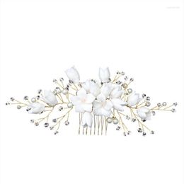 Hair Clips Hand Made White Ceramic Flowers Bridal Comb Delicate Pearl Rhinestones Wedding Accessories Women Headpiece