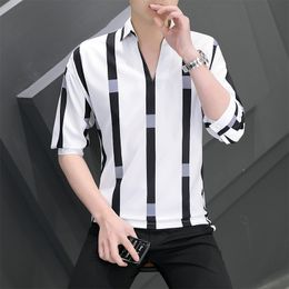 2023 Ice Silk Short Sleeve T-shirt Men's Summer Fashion Brand Thin 75/4 Sleeve V-Neck T-shirt Men's Casual Ruffian and Handsome Edition