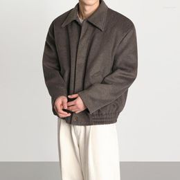 Мужские куртки 2023 Осенняя зимняя мода Корейская свободная верхняя одежда мужской ретро -повседневные шерстяные пальто мужчины с длинными рукавами лацкат D250