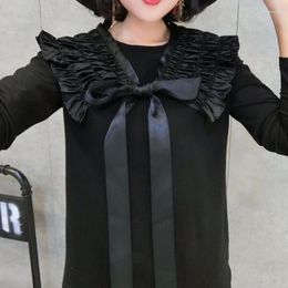 Camicette da donna Cintura nera Prodotti incrociati Pieghe in pizzo Fiocchi decorativi Colletto staccabile Maglione moda donna dipinto a mano