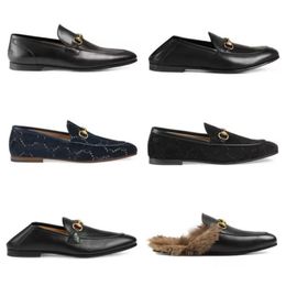 Designer men's princetown leather slipper mule loafer with fur Black leather shoes Metal chain Men Fur slippers Casual dress shoes sandals 01