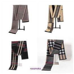 Bur home Boutique plush scarf on sale Sample room cloakroom decoration men's hanging pieces Chequered decorative wardrobes wardrobe furnishings
