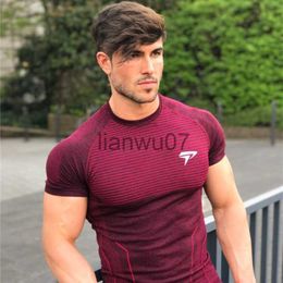 Men's T-Shirts 2022 New Muscle Sportswear GYM Men TShirt Fitness Breathable Bodybuilding Tight Clothing Compression T shirt Sports Tops Tee J230705