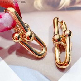 Charm Classic women's S925 sterling silver Horseshoe earrings Exquisite love earrings gifts for engagement party girlfriend Z230706