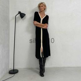 Casual Dresses Black White Casual Elegant Vintage Short Sleeve Long Dress Korean Fashion Style Knitted Slim Maxi Dresses For Women Summer 2022 J230705