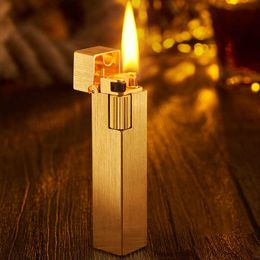 Creative Square Kerosene Lighter, Brass Retro Grinding Wheel Personalised Lighter, Exquisite Gift for Men, Cigarette Accessories KCES