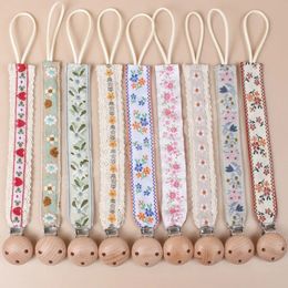 Baby Cotton Embroidery Pacifier Clip Chain Beech Wood Infant Dummy Holder Teething Toys Nipple Holder for Baby Feeding