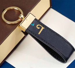 New style TOP Quality Keychain Classic Exquisite Luxury Designer Car Keyring Zinc Alloy Letter Unisex Lanyard Gold Black Metal Small Jewellery