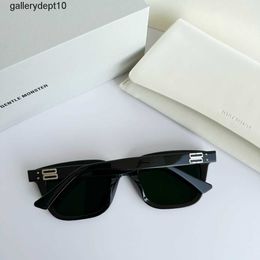 Light Luxury 2023 New GM Sunglasses Same Musee Series Plate Frame with HD Lenses for Men and Women Sunshade