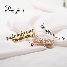 Pins Brooches DUOYING for Women Vintage Wedding Personalised Brooch Custom Name Mother Pendant Pin Gift 230704