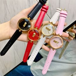 패션 손목 시계 여성 디자이너 시계 고품질 고급 가죽 스트랩 쿼츠 바터리 시계 Montre de Luxe Gifts R5