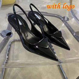 Designer High Heel Women's Sandals New Fashion Pointed Leather Thin Heel Summer Sandal Slides Straps Chunky Heels with Bag 35-42