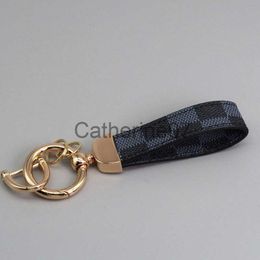 Key Rings Designer PU Leather Keychain Luxury Car Keyring Zinc Alloy Letter Keyring Womens Buckle lovers Classic Exquisite Gold Black Car MetalOAvm# J230706