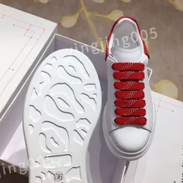 New top Hot Out Of Office white Shoes Designer Women Sneakers Mixed Colour Lace Up Flat Casual Men Spring Autumn Walking Shoes Size 35-45 hl210208