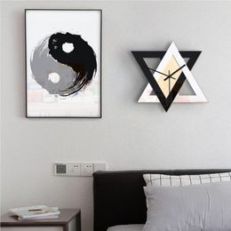 Wall Clocks Clock Acrylic Geometry Triangular Vintage Silent Home El School Bedroom Hanging Pendant Festival Gifts